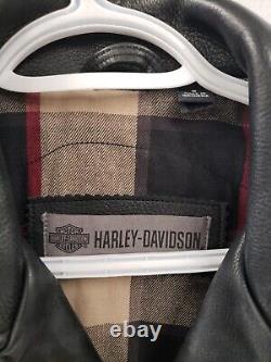 (40261-2) Harley Davidson Leather Jacket- Size Small