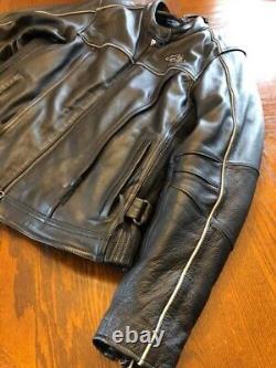 Harley Davidson Women's Medium Leather Jacket withRemovable Liner, Great Shape